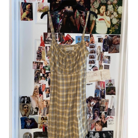 Urban Outfitters esther linen yellow plaid dress- Size M - Picture 3 of 4